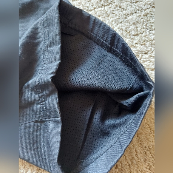 Original Lululemon Dance Studio Pants, Black, Size 6 - Picture 8 of 8